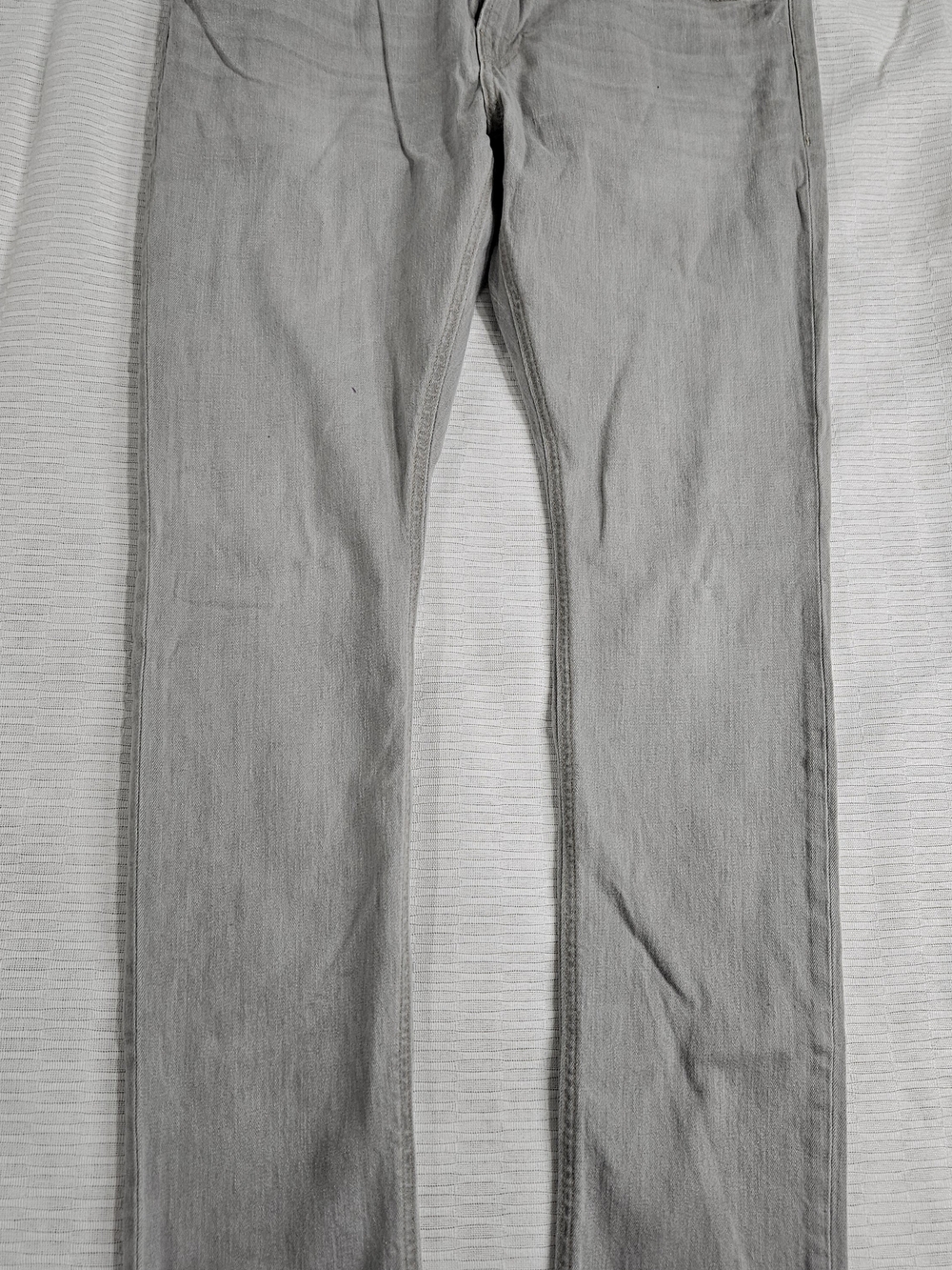 Guess Men's Skinny Jeans - Light Gray